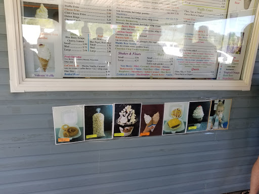 Ice Cream Shop «The Dairy Cove», reviews and photos, 100 W Naber St, Cecil, WI 54111, USA