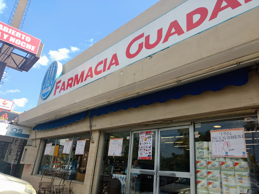 Farmacia Guadalajara, Boulevard Miguel de la Madrid 10040, Las Palmas, 28860 Manzanillo, Col., México, Farmacia | COL