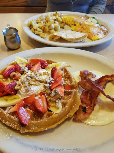 Breakfast Restaurant «The Egg and I, Melbourne», reviews and photos, 2447 N Wickham Rd #144, Melbourne, FL 32935, USA