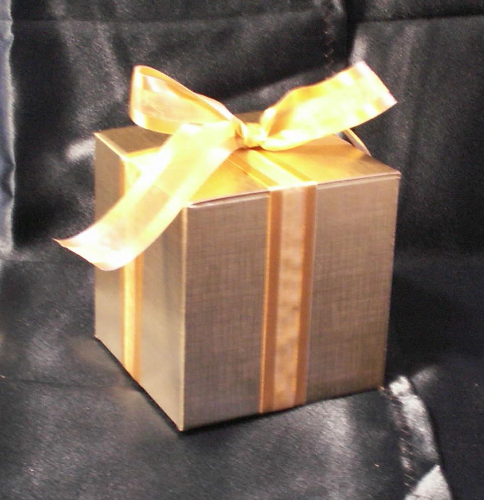 Christmas Wedding Favors