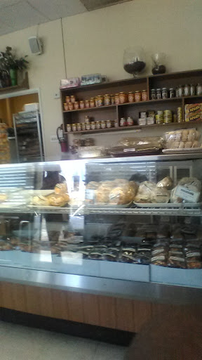 Fast Food Restaurant «Gemmae Bake Shop», reviews and photos, 1356 W Willow St, Long Beach, CA 90810, USA