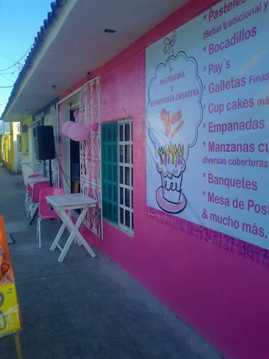 Pasteleria Yax, Calle Reyes Hernández 555, Pueblo Nuevo, 86560 Heroica Cárdenas, Tab., México, Tienda de ultramarinos | SLP