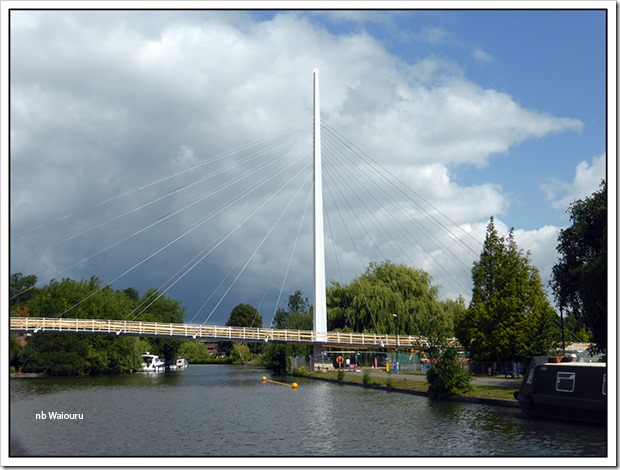 reading footbridge