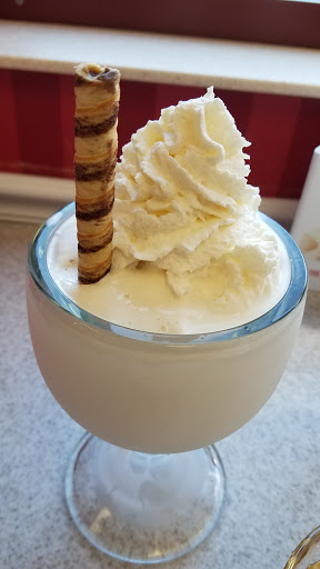 Ice Cream Shop «Oberweis Ice Cream and Dairy Store», reviews and photos, 15021 Manchester Rd, Ballwin, MO 63011, USA