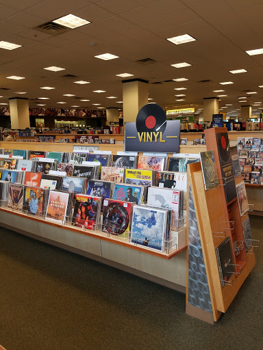 Book Store «Barnes & Noble», reviews and photos, 7707 Bluebonnet Blvd, Baton Rouge, LA 70810, USA