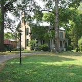 An old farm house at the Nashville Zoo 09032011a