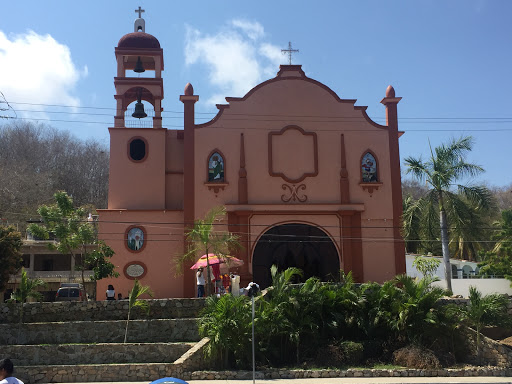 Iglesia de la Crucecita, Calle Gardenia, H, 70987 Crucecita, Oax., México, Institución religiosa | OAX