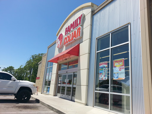 Dollar Store «FAMILY DOLLAR», reviews and photos, 316 N Main St, Bushnell, FL 33513, USA