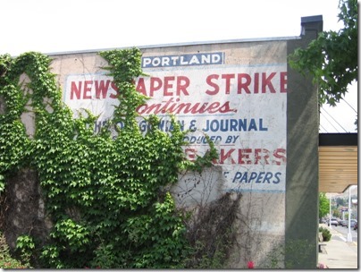 IMG_6357 Portland Newspaper Strike Building Ad in The Dalles, Oregon on June 10, 2009