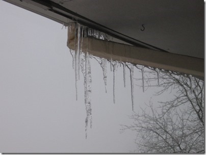 IMG_4851 Icicles in Milwaukie, Oregon on December 22, 2008