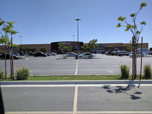 Department Store «Walmart Supercenter», reviews and photos, 530 Woollomes Ave, Delano, CA 93215, USA