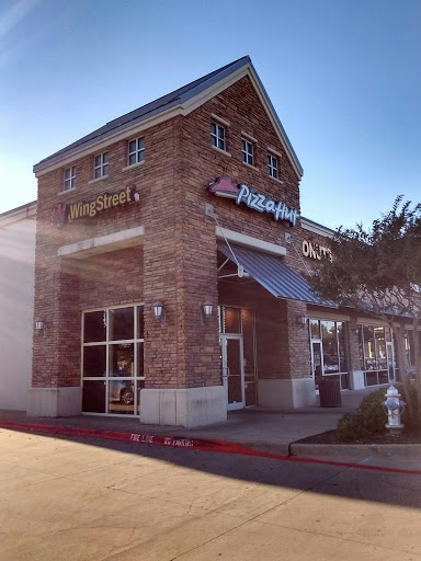 Pizza Restaurant «Pizza Hut», reviews and photos, 2927 Ridge Rd #101, Rockwall, TX 75032, USA