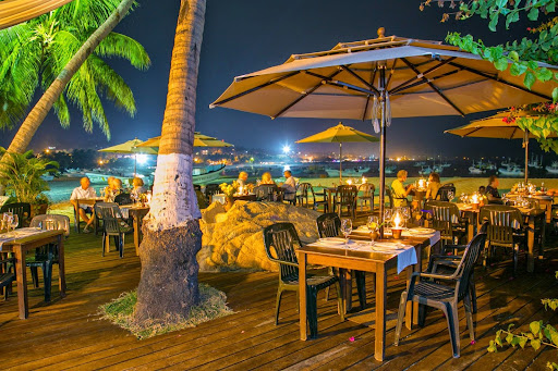 Pascale Restaurante Bar Grill, Playa Principal s/n, Alfonso Pérez Gasga 612, Libertad, 71983 Puerto Escondido, Oax., México, Restaurante especializado en filetes | OAX