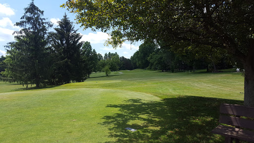 Golf Course «Fox Den Golf Course», reviews and photos, 2770 Call Rd, Stow, OH 44224, USA