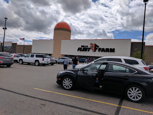 Department Store «Mills Fleet Farm», reviews and photos, 1935 Levi Griffin Rd, Carver, MN 55315, USA