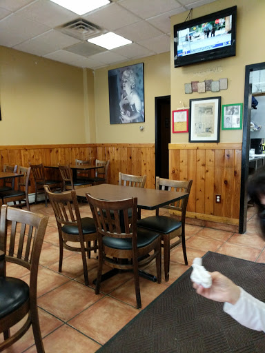 Pizza Restaurant «Donna Pizza Center», reviews and photos, 404 Broad Ave, Palisades Park, NJ 07650, USA