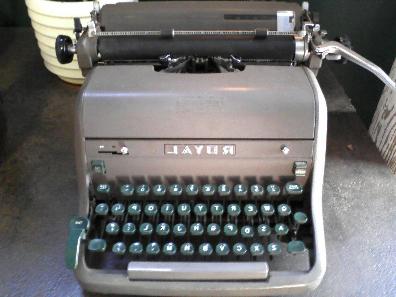 IBM electric typewriter.