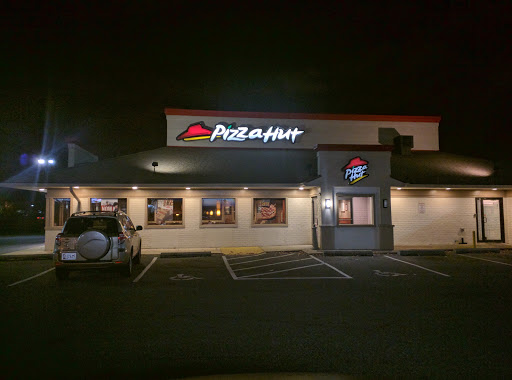 Pizza Restaurant «Pizza Hut», reviews and photos, 2004 Eastern Blvd, Middle River, MD 21220, USA