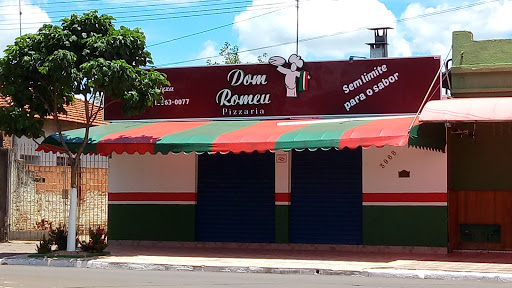 Dom Romeu Pizzaria, Av. Newton Prado, 4010 - Centro, Pirassununga - SP, 13631-045, Brasil, Pizaria, estado São Paulo