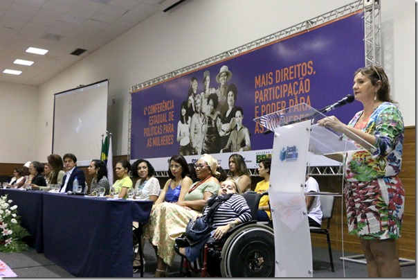 Conferência Mulher_Demis Roussos (2)