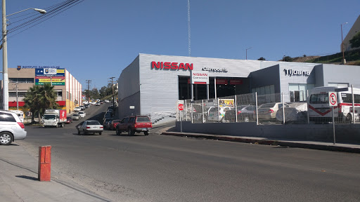 Nissan Taller Carrocería, Boulevard Cochimie 18565, Guaycura, 22216 Tijuana, B.C., México, Servicio de chapa y pintura | BC