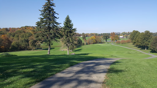 Golf Course «Chippewa Golf Course», reviews and photos, 128 Chippewa Rd, Bentleyville, PA 15314, USA