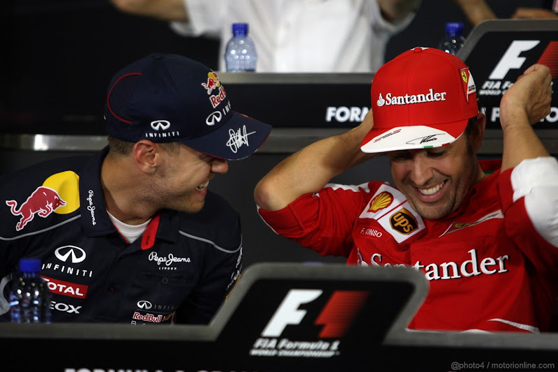 Себастьян Феттель и Фернандо Алонсо на пресс-конференции в четверг на Гран-при Испании 2013