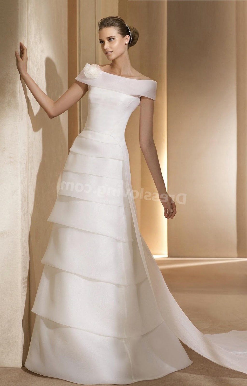 Backless Wedding Dress uk