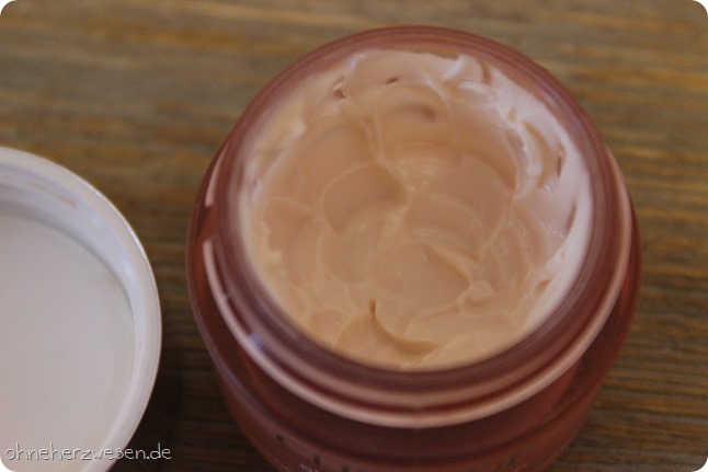 Clinique all about eyes rich augencreme augenpflege creme best basics basis make up blog haul beauty shopping douglas highend 1 Clinique all about eyes rich augencreme augenpflege creme best basics basis make up blog haul beauty shopping douglas highend 1
