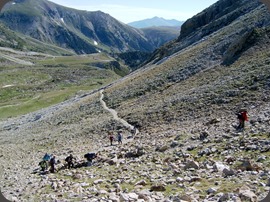 8 Pujant al coll de la Marrana