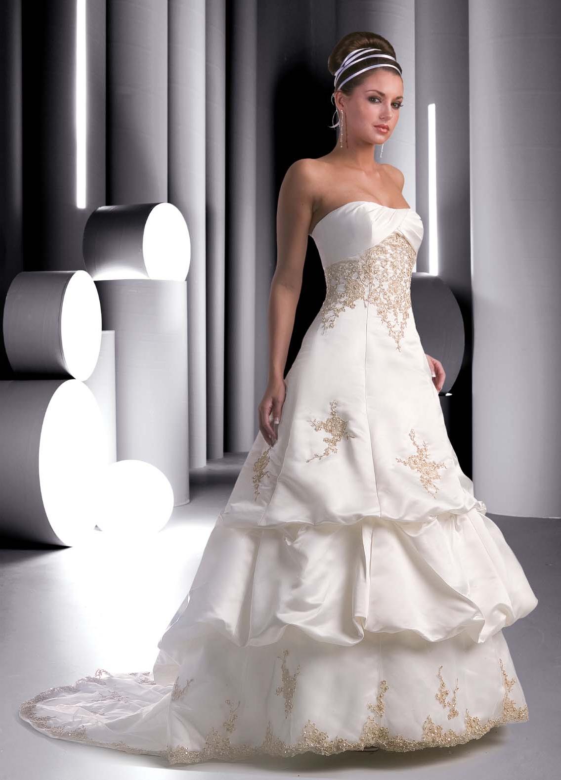 Designer Wedding Dress D003