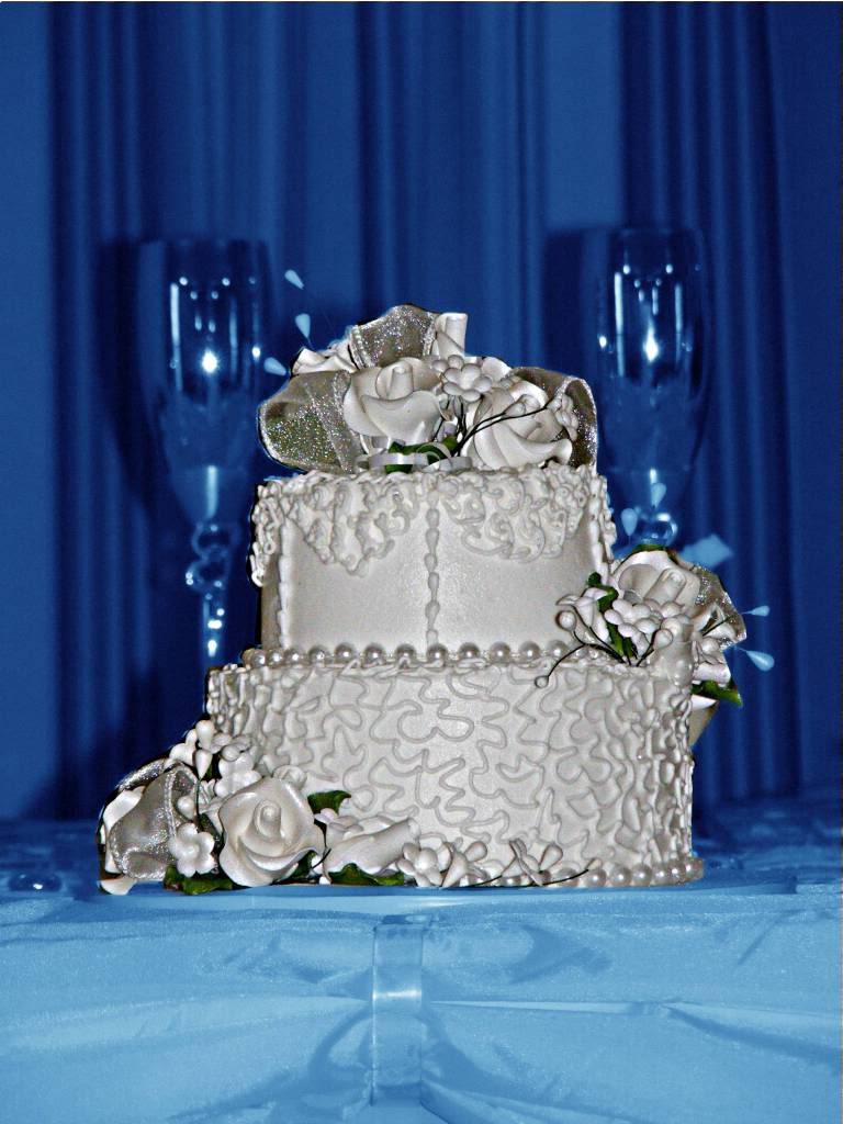 blue and black wedding cake