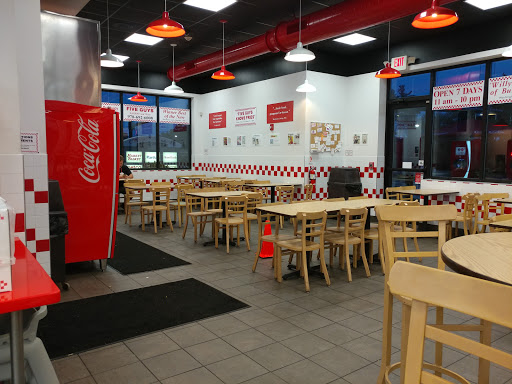 Fast Food Restaurant «Five Guys», reviews and photos, 10 Cornerstone Square, Westford, MA 01886, USA