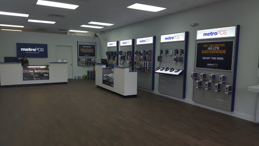 Cell Phone Store «MetroPCS Authorized Dealer», reviews and photos, 2920 Citrus Tower Blvd, Clermont, FL 34711, USA