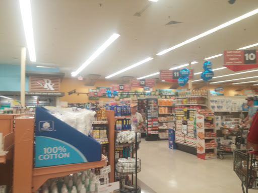 Grocery Store «Hannaford Supermarket», reviews and photos, 21 Essex Way, Essex Junction, VT 05452, USA