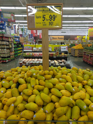 Grocery Store «Superior Grocers», reviews and photos, 3831 Martin Luther King Jr Blvd, Lynwood, CA 90262, USA