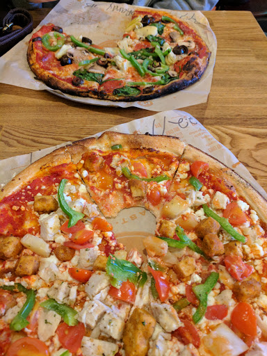 Pizza Restaurant «Blaze Pizza», reviews and photos, 3540 Riverside Plaza Dr, Riverside, CA 92506, USA