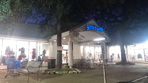 Thrift Store «Goodwill», reviews and photos