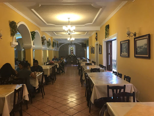 Doña Josefina, Plaza de Armas 8, Centro, 91400 Naolinco de Victoria, Ver., México, Restaurante de comida casera | VER