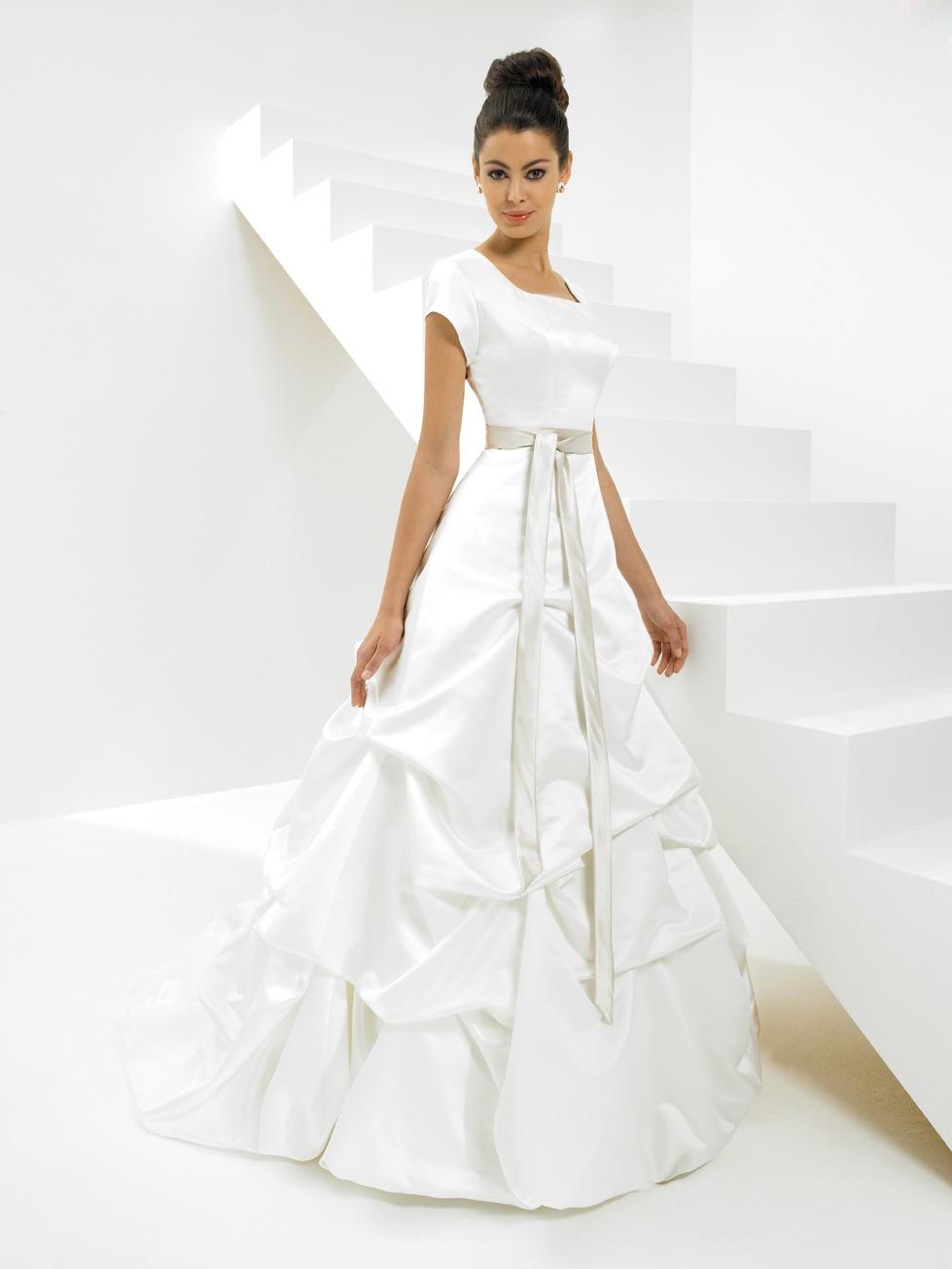 Gown Modest Wedding Dress