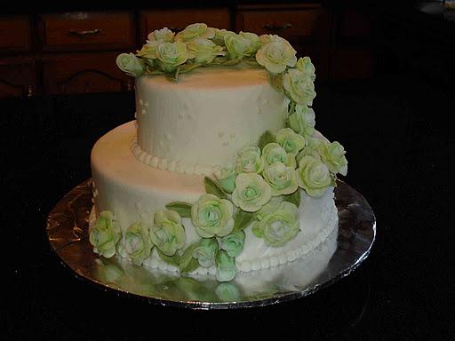2 tier wedding cakes with 