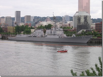 IMG_6223 Arleigh Burke-class Destroyer USS Shoup (DDG-86) in Portland, Oregon on June 7, 2009