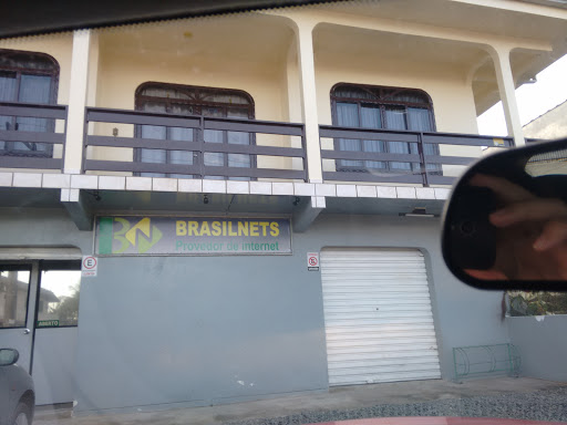 BRASILNETS, R. Sen. Rodrigo Lôbo, 1089 - Jardim Iririú, Joinville - SC, 89224-401, Brasil, Fornecedor_de_Internet, estado Santa Catarina