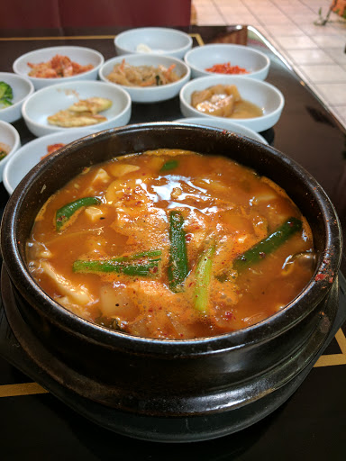 Korean Restaurant «Golden Korean Restaurant», reviews and photos, 1406 W Sunshine St # A, Springfield, MO 65807, USA