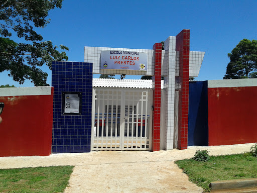 Escola Municipal Luiz Carlos Prestes, R. da Independência, 714-782 - Jardim America, Apucarana - PR, 86807-030, Brasil, Escola_Municipal, estado Parana