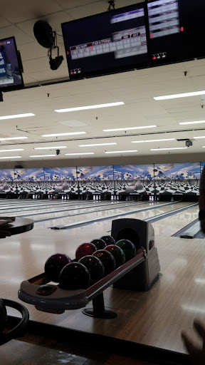 Bowling Alley «Dolton Bowl», reviews and photos, 1401 E Sibley Blvd, Dolton, IL 60419, USA