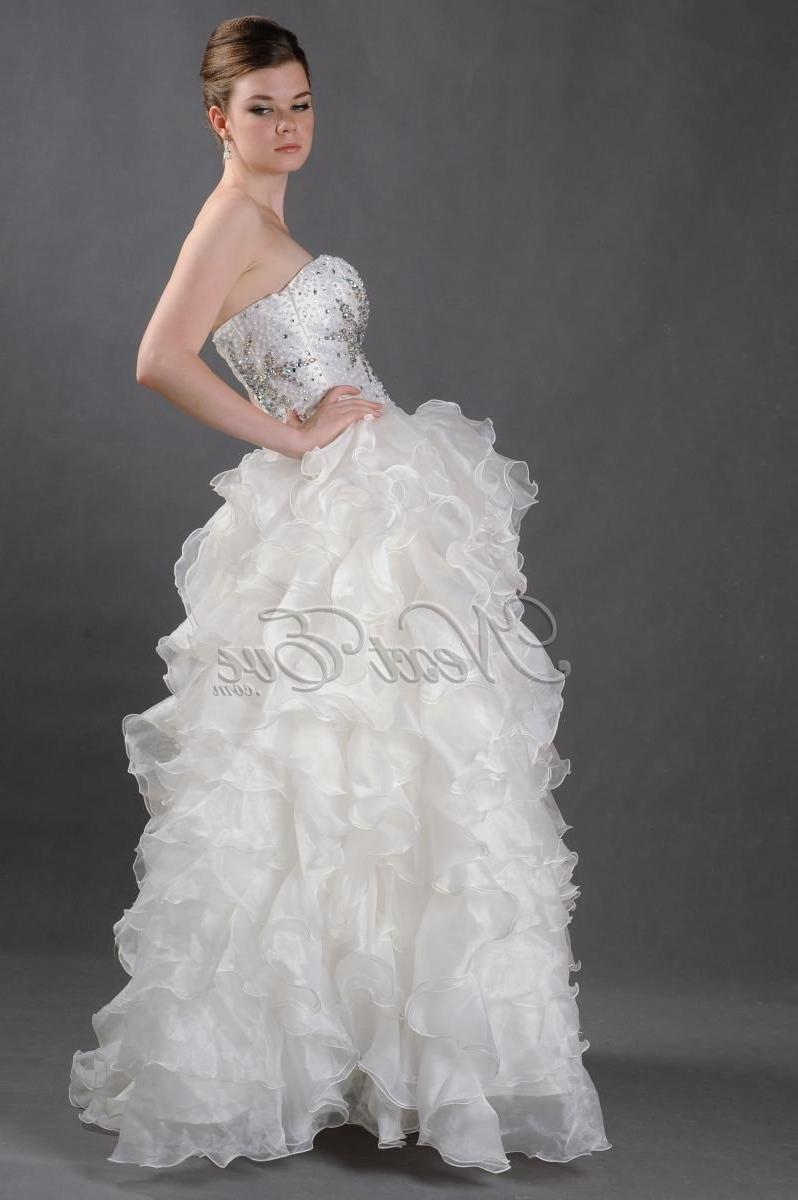 Dazzling Strapless Wedding Gown