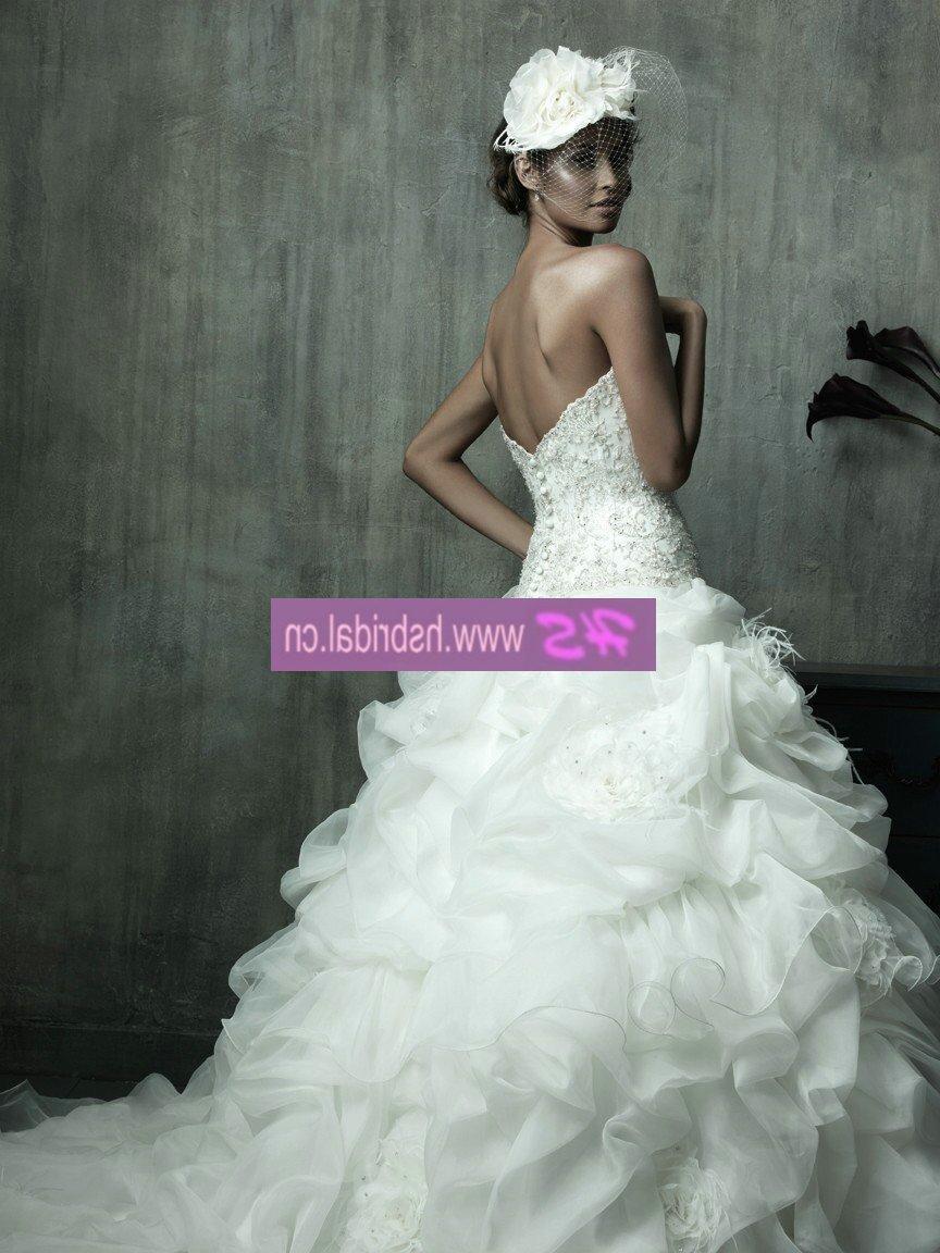 Wonderful A-line Strapless Organza Appliqued &Beaded Wedding Dress 2011