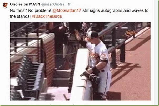 oriole signs pretend autographs