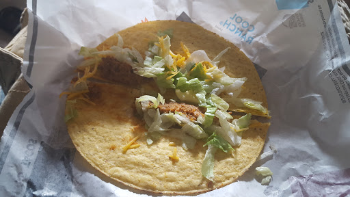 Mexican Restaurant «Taco Bell», reviews and photos, 200 S Caroline St, Herkimer, NY 13350, USA